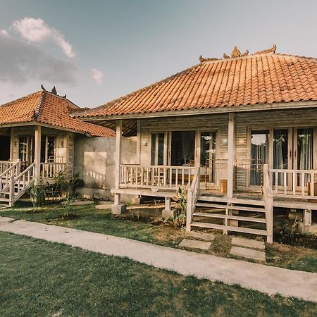 Hotel The Bridge Huts Lembongan Exterior foto