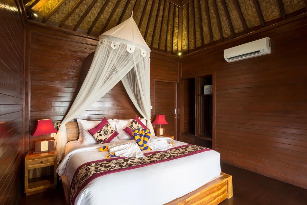 Hotel The Bridge Huts Lembongan Exterior foto