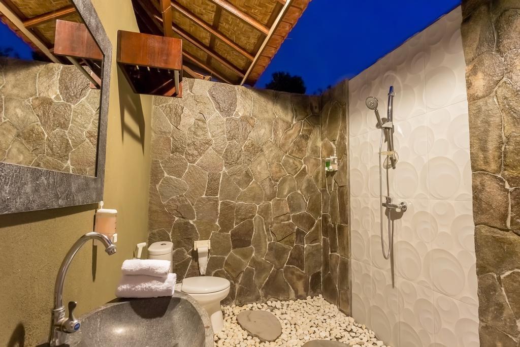 Hotel The Bridge Huts Lembongan Exterior foto