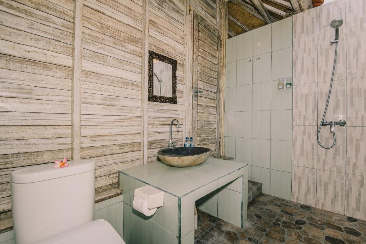 Hotel The Bridge Huts Lembongan Exterior foto