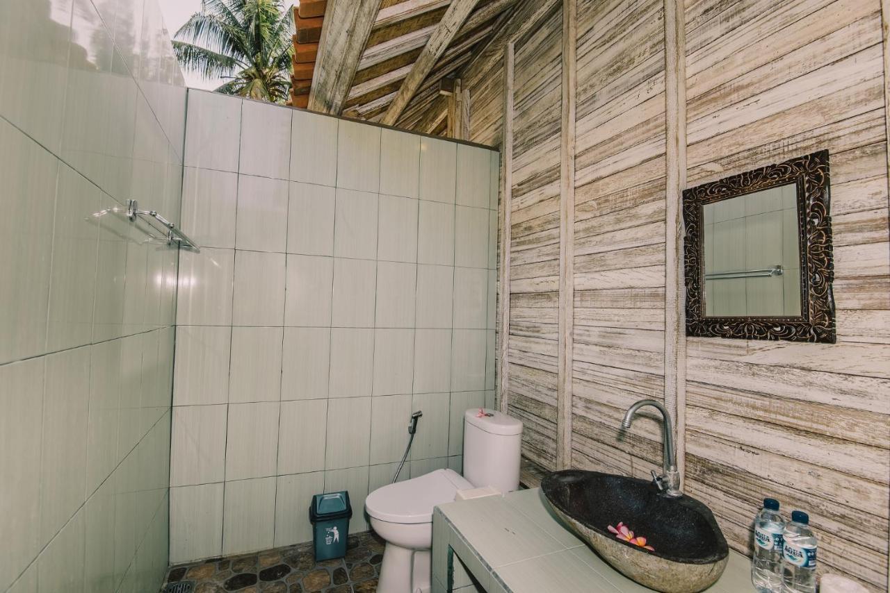 Hotel The Bridge Huts Lembongan Exterior foto